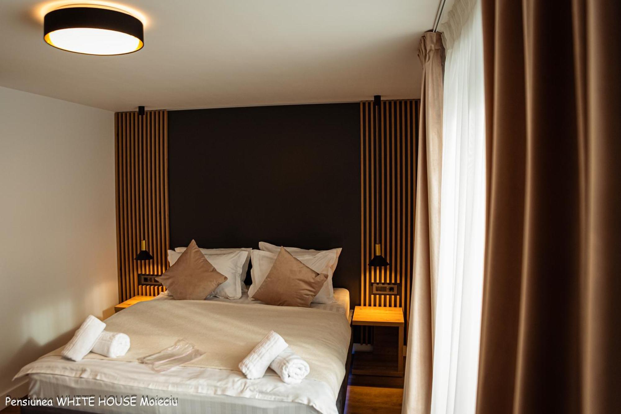 White House Moieciu Hotel Moieciu de Jos Buitenkant foto